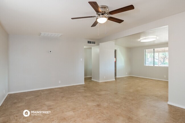 Building Photo - 7421 E Juarez St