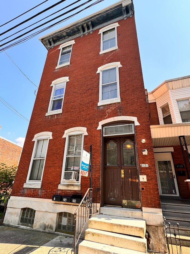 Building Photo - 4924-26 Parrish St