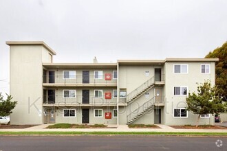 Building Photo - 1947 Oregon St