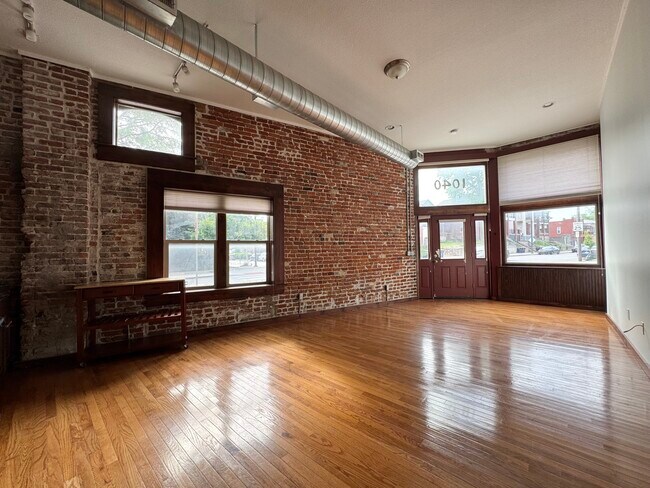 Building Photo - 1040 Missouri Ave