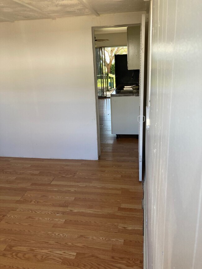 4990 31st Ave S Unit 9, Gulfport, FL 33707 4990 31st Ave S Gulfport, FL Apartments for Rent
