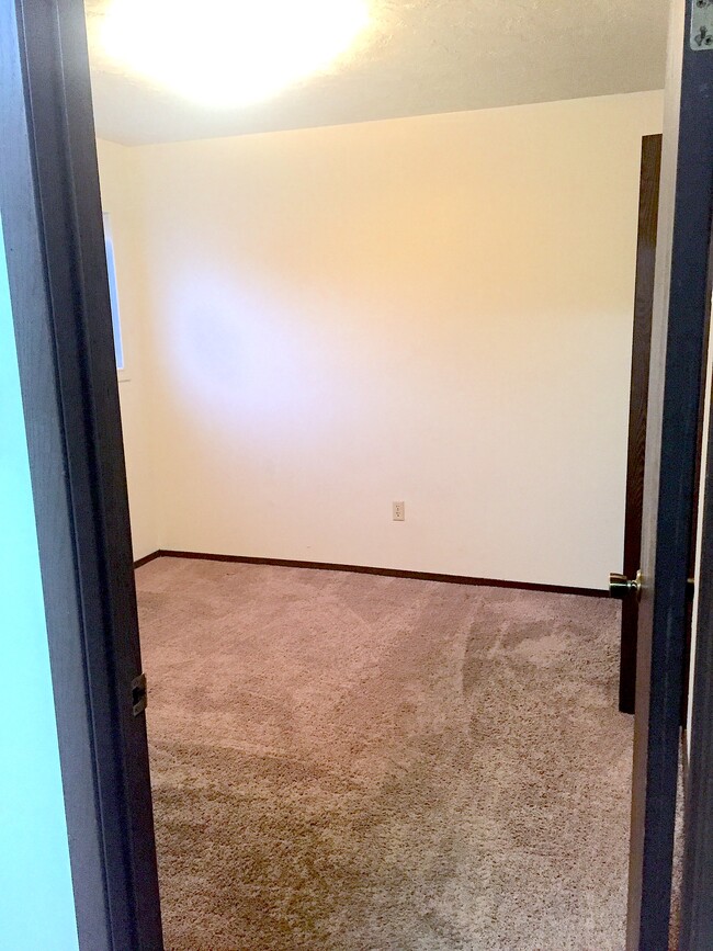 Back Bedroom (Across from Kitchen) - 255 E Main St