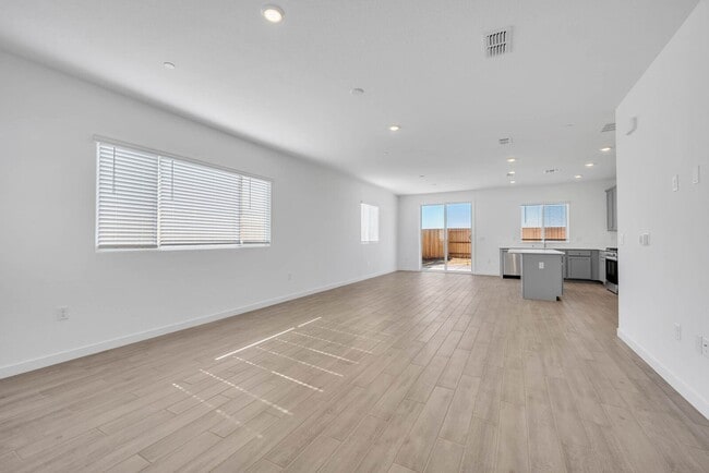 Building Photo - 4416 Arctic Tern Wy