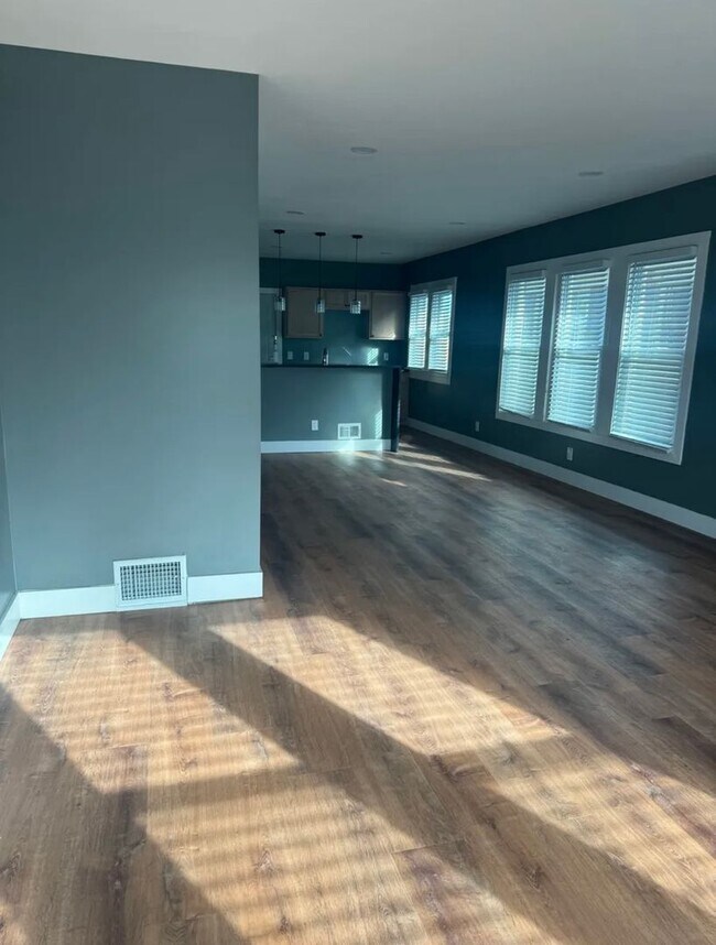 Foto del edificio - 3268 Clairmount Ave
