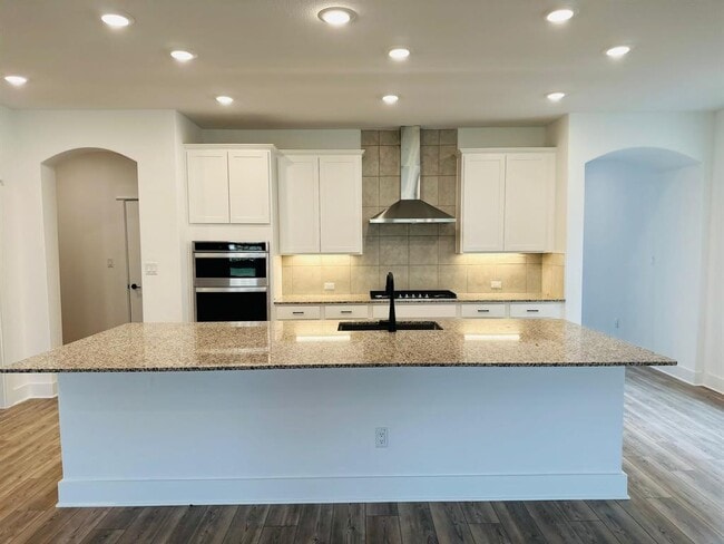 Building Photo - 3405 Charade Dr