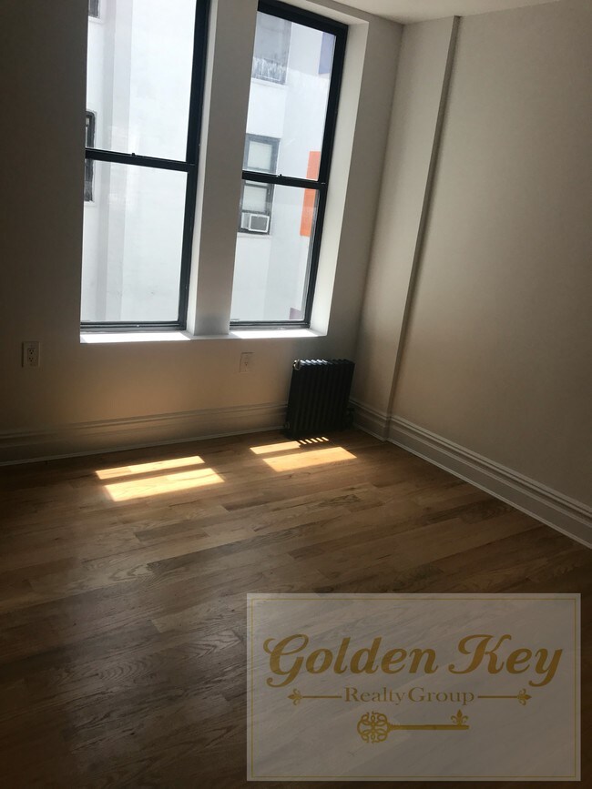 Foto del edificio - 2305 30th Ave