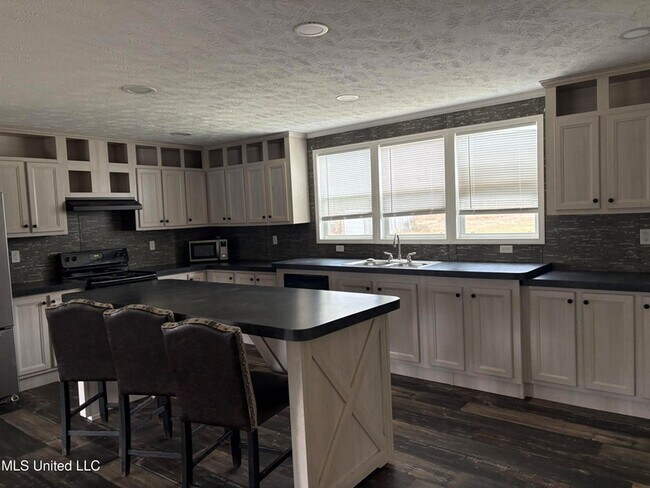 Foto del edificio - 1639 County Line Rd