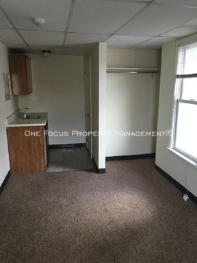 Foto del edificio - Second Floor - Studio Apartment - $450/Month