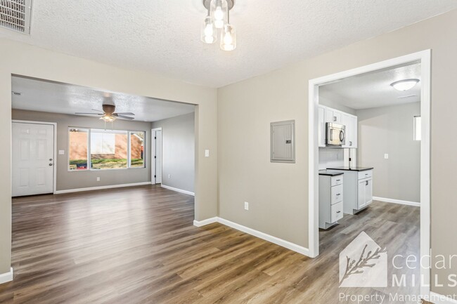 Foto del edificio - Brand new 3 Bedroom in Central Wichita