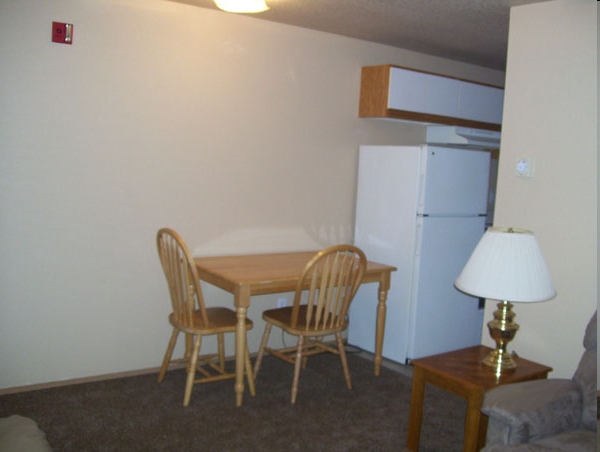 Dining Room - Cedar Pointe Apartments