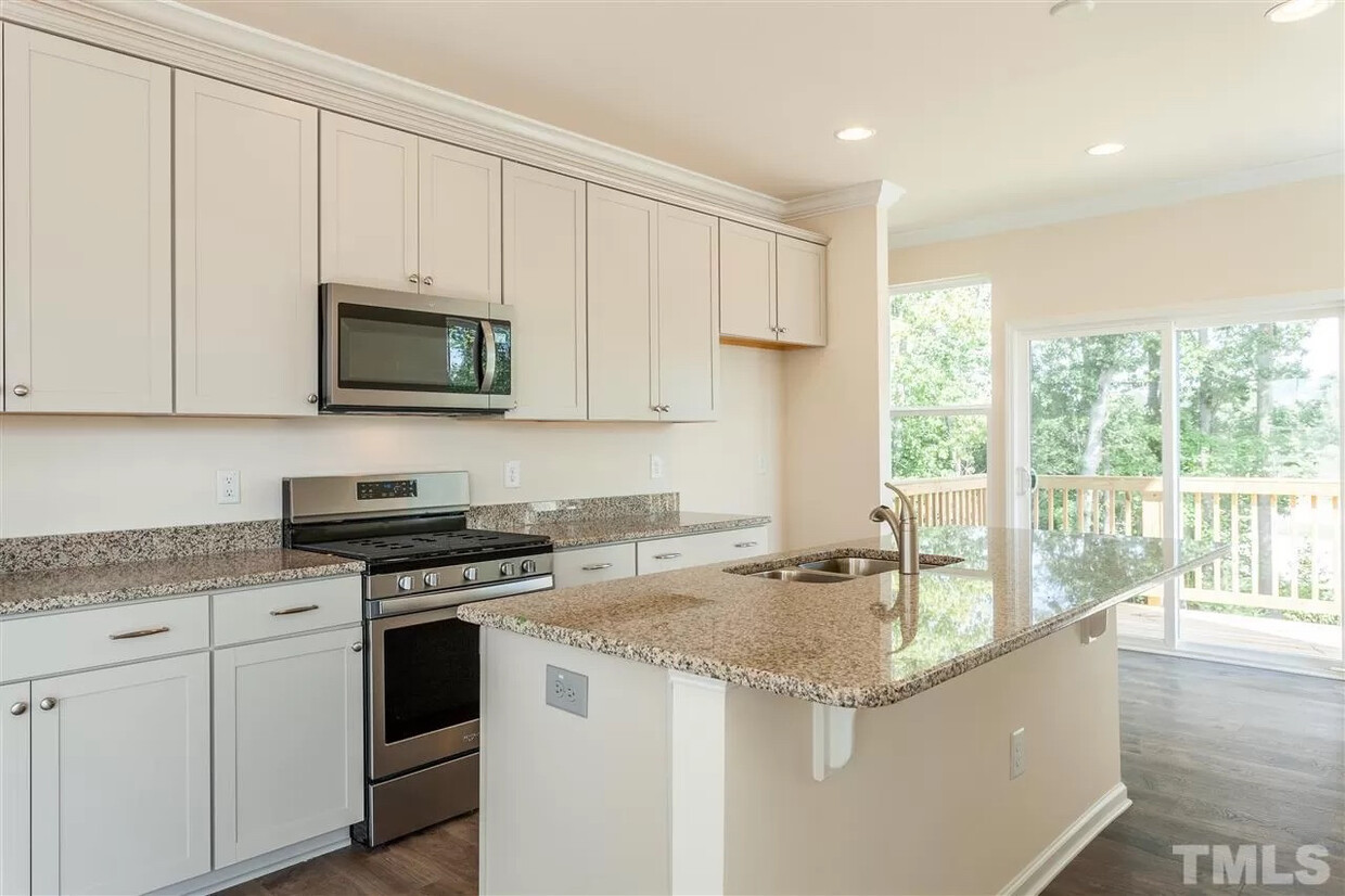 Primary Photo - Room in Townhome on Chattering Lory Ln