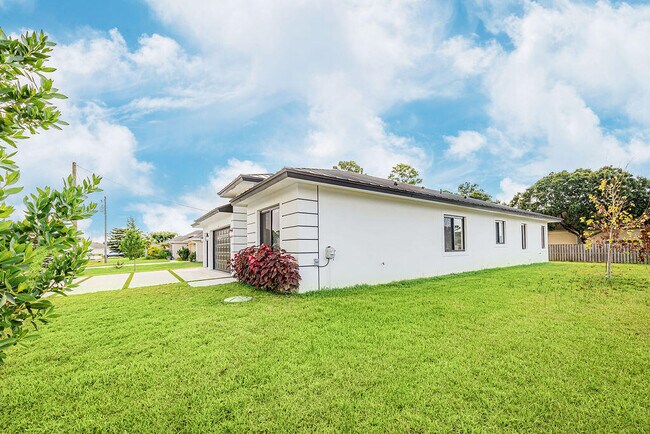 Foto del edificio - 1701 SW Cannon Ave