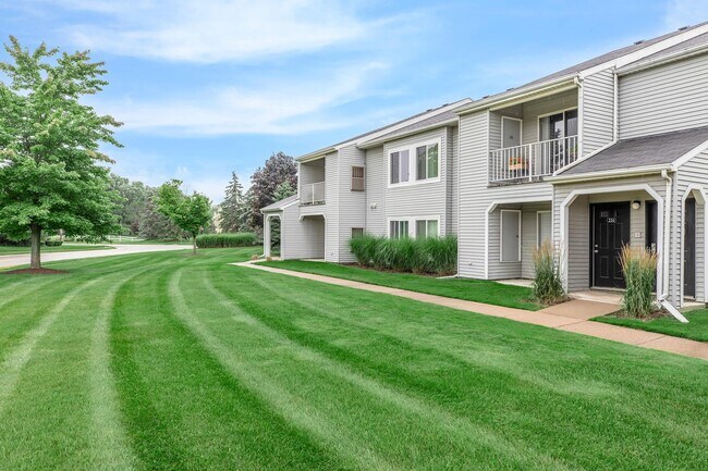 Foto del edificio - Oaks at Hampton Apartments