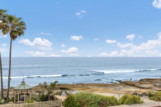 Building Photo - 303 Coast