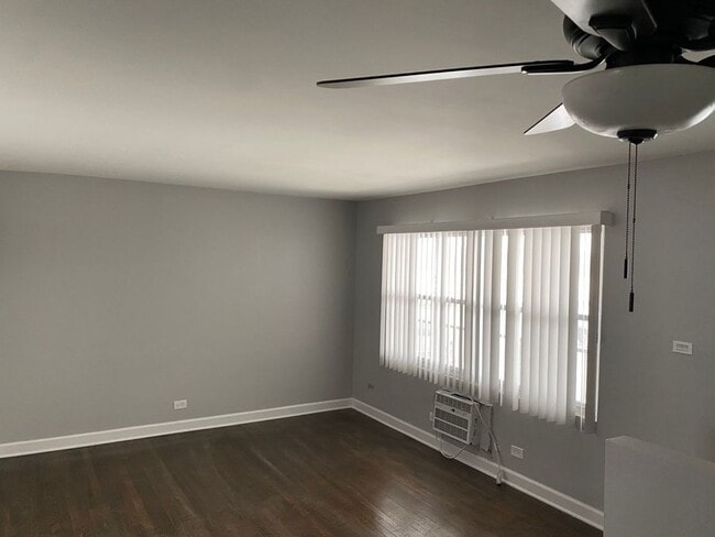 Building Photo - 8700 S Troy Ave