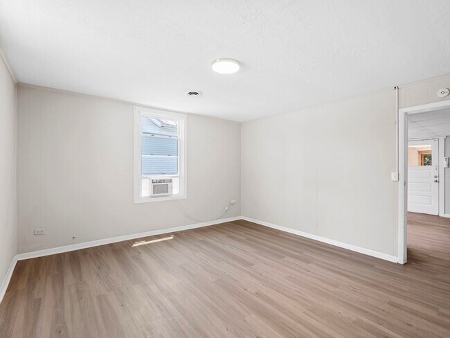 Foto del edificio - 2BR/1BA House for Rent in Norwich Neighbor...
