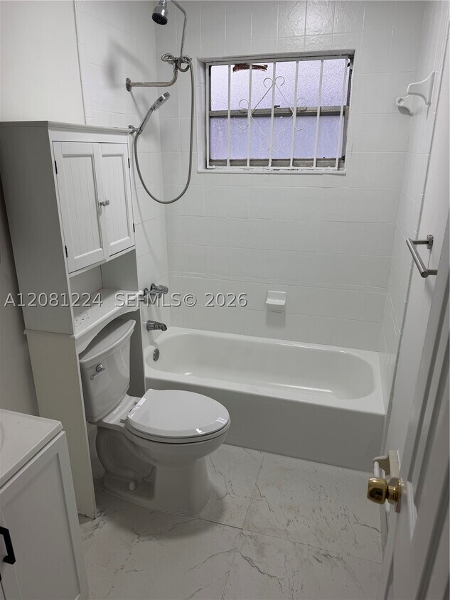 Foto del edificio - 15813 NW 38th Pl