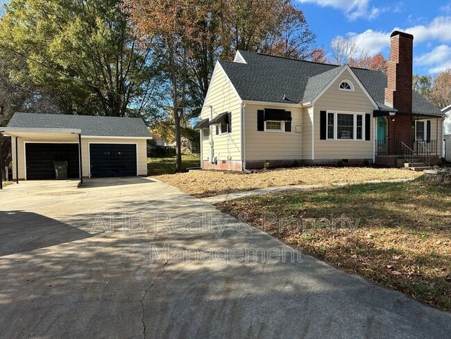 Building Photo - 528 Baldwin Rd