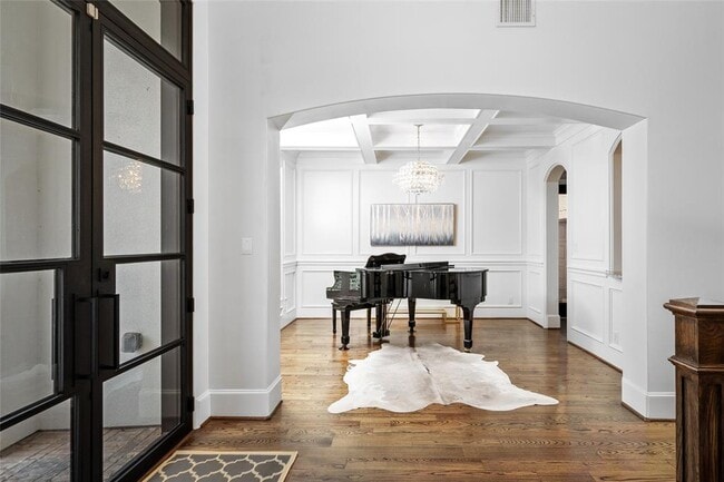 Building Photo - 122 Sibelius Ln
