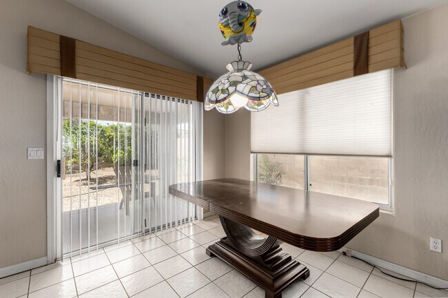 Foto del edificio - 22016 N 66th Ln