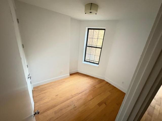 Building Photo - 3 bedroom in BROOKLYN NY 11213