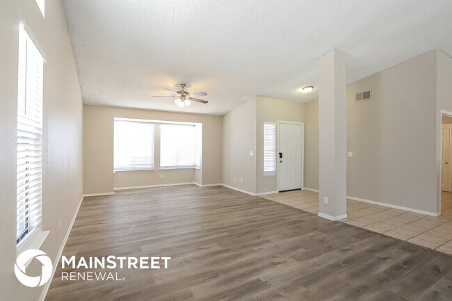 Building Photo - 6236 W Barkstone Ave
