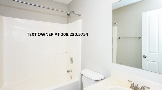 Foto del edificio - 307 E Ninth St