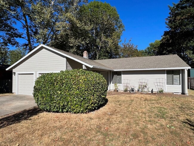 Building Photo - 3041 SE Timberlake Dr