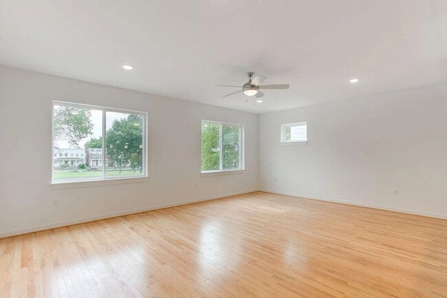 Photo - 1212 Porter St Townhome