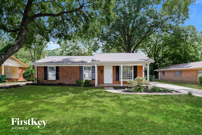 Building Photo - 901 Vickery Dr