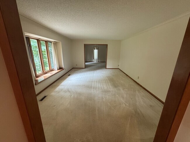 Foto del edificio - 4447 Inwood Dr