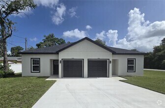 Building Photo - 7493 Canterbury St