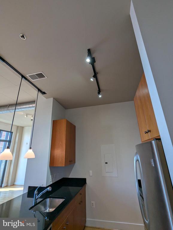 Foto del edificio - 520 John Carlyle St