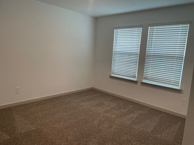 Foto del edificio - 7719 Golden Rubia Ln