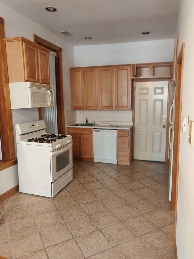 Foto del edificio - 1335 W Huron St