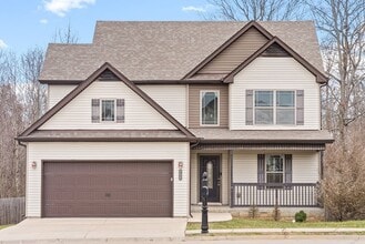 Building Photo - 1103 Medallion Ct