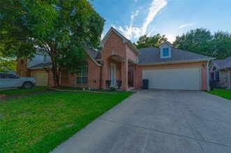 Building Photo - 516 Arcadia Dr