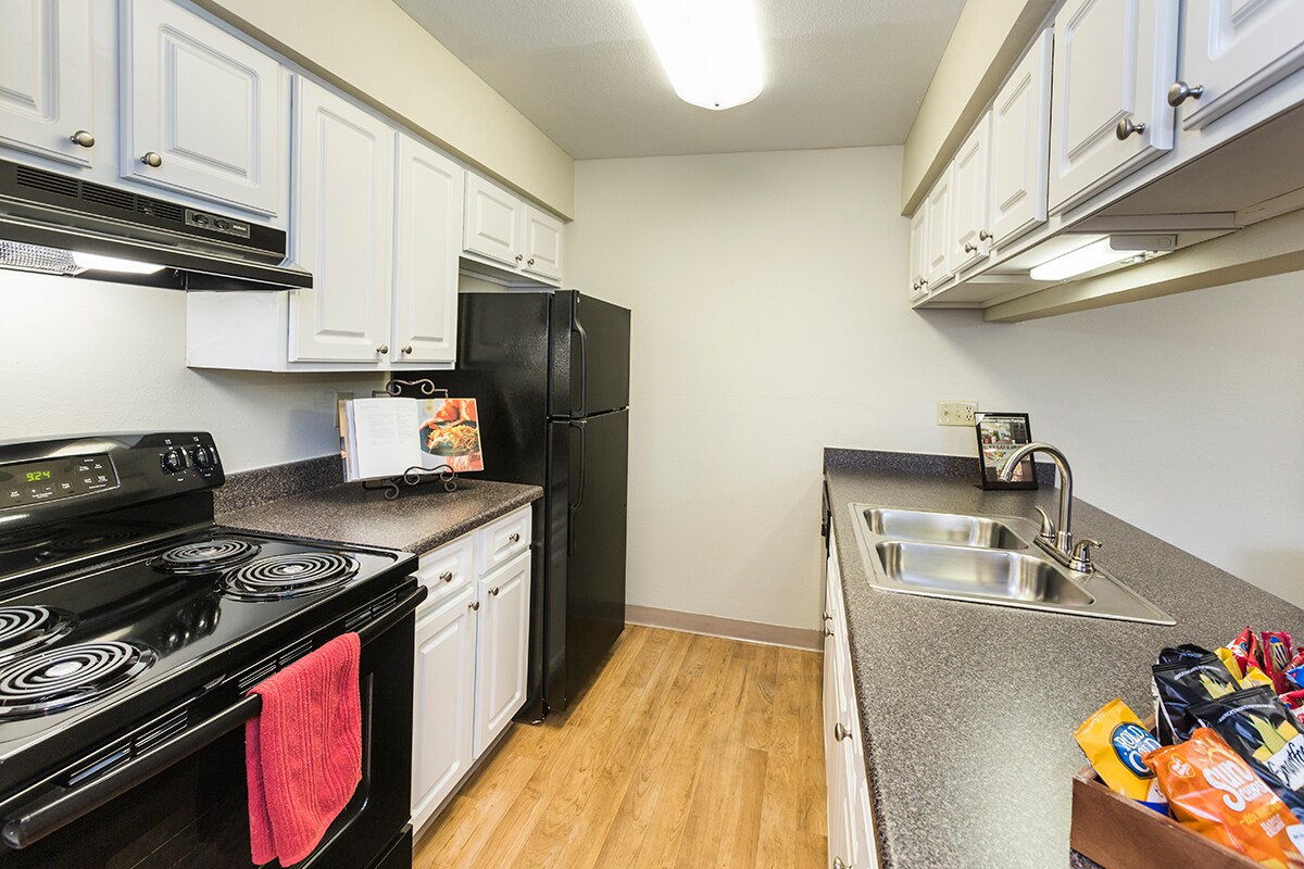 The Parc at Briargate 8175 Summerset Dr Colorado Springs, CO