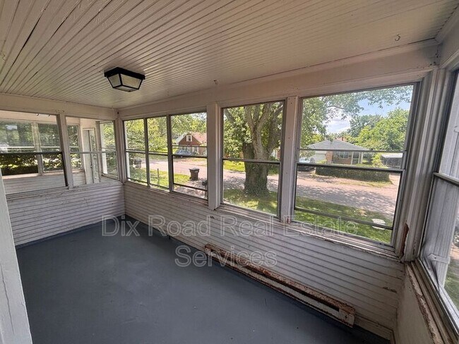 Foto del edificio - 2237 Nomad Ave