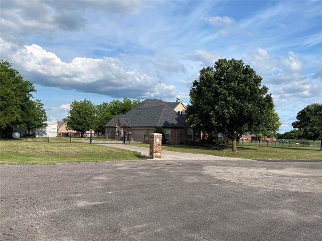 Building Photo - 6734 Oak Hill Ln
