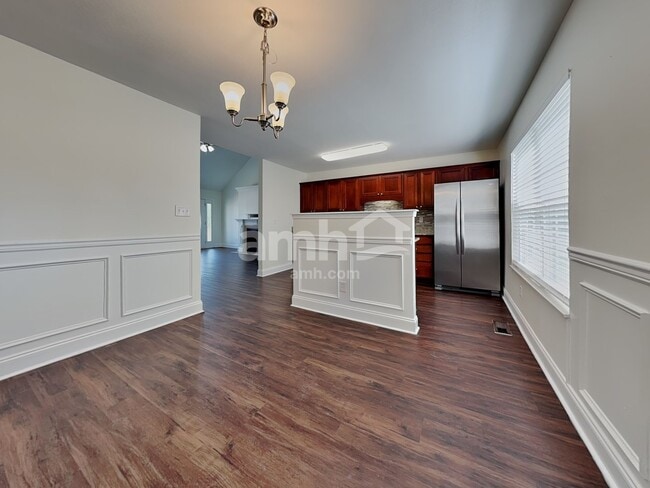 Building Photo - 5412 Singh Ln