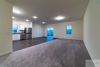 Building Photo - 4807 Highland Spgs Dr