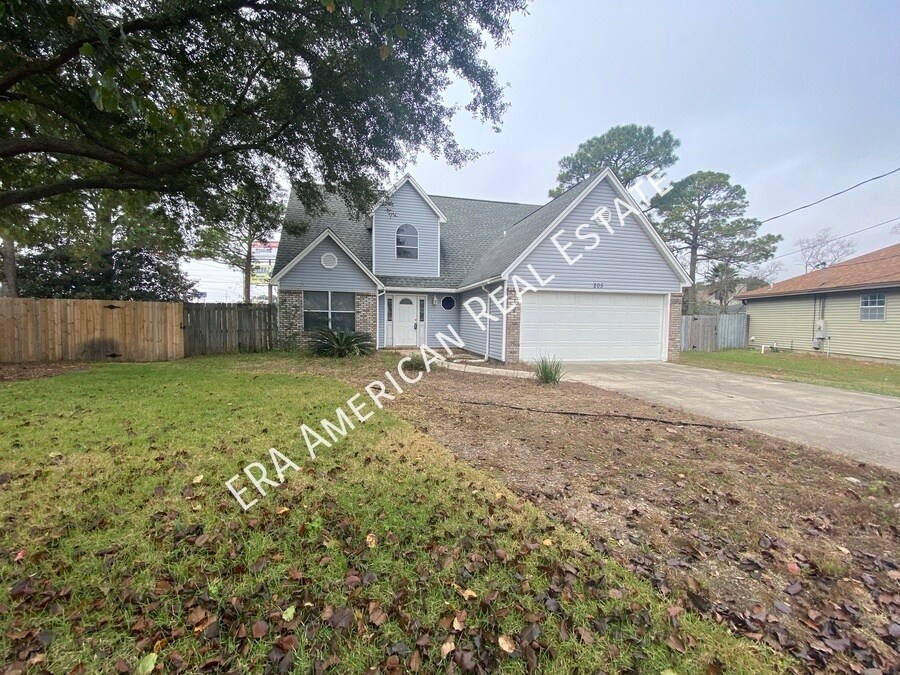 Just West of Hurlburt Field AFB House Rental in Mary Esther, FL