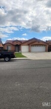 Building Photo - 2819 Flint Hills Dr