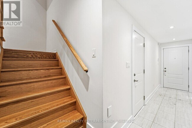 Photo du bâtiment - 414 Okanagan Path