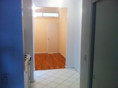 Primary Photo - 414 E 77th St