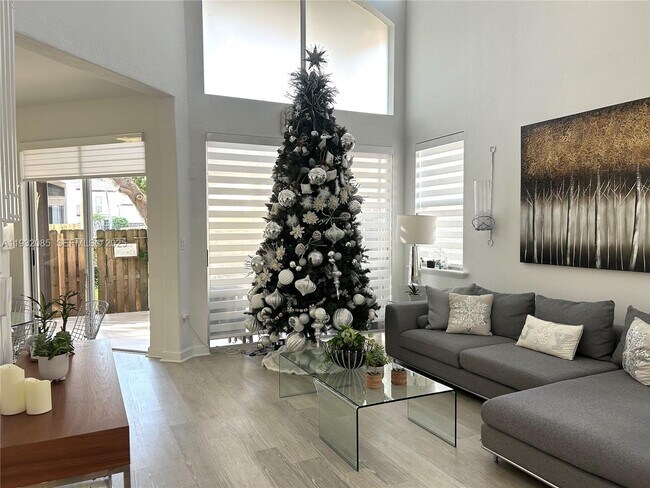 Foto del edificio - 11562 NW 80th St