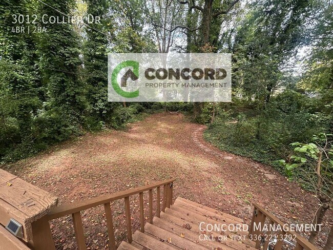 Building Photo - 3012 Collier Dr