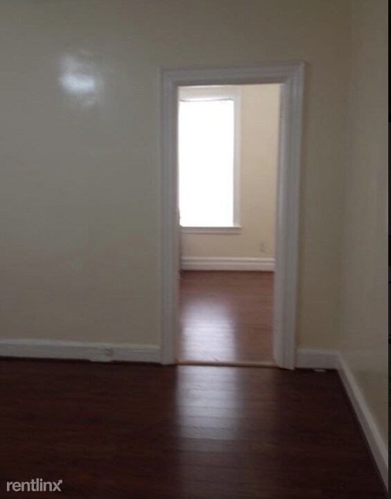 Primary Photo - 2 br, 1 bath Apartment - 37 Lott Ave 1 Unit 1