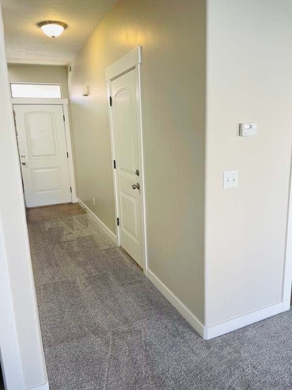 Building Photo - 2576 Cottonwood Dr